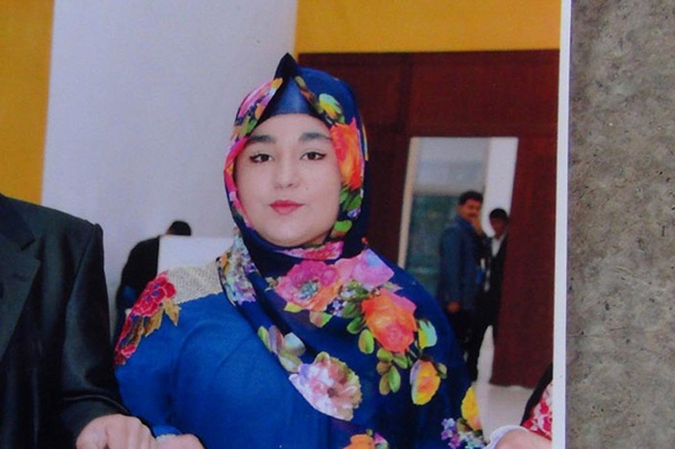 16 yaşındaki kızdan 1 aydır haber alınamıyor 16 yaşındaki kızdan 1 aydır haber alınamıyor
